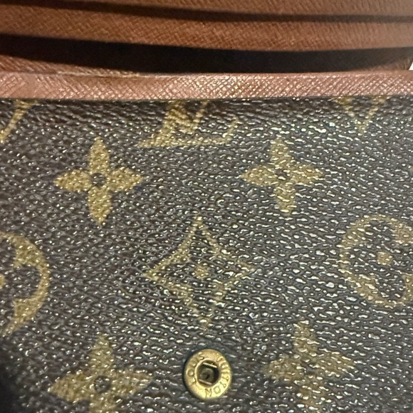Louis Vuitton monogram wallet -Authentic - Picture 15 of 15